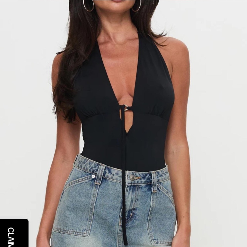 Black going out top NWT